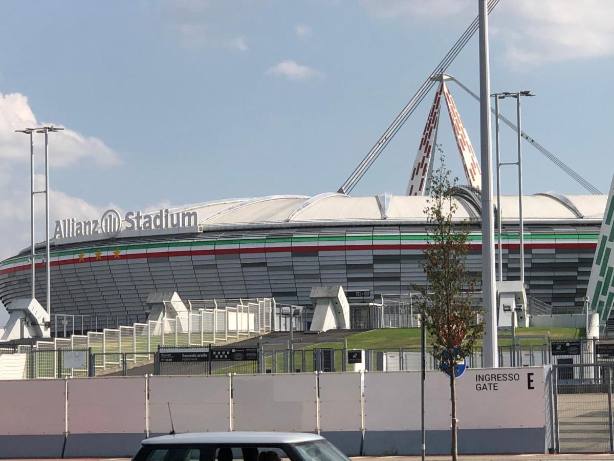 Tra Stadio E Storia - Fronte Allianz Stadium Juventus Venaria Reale Eksteriør bilde